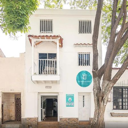 Ayenda 1627 Club House Hotel Santa Marta  Bagian luar foto